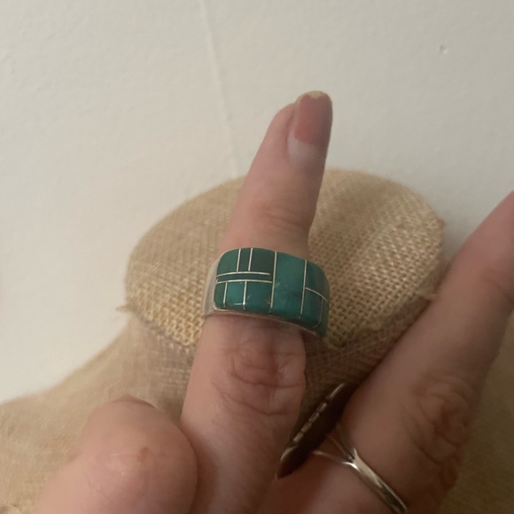 RELISTED! Zuni made; thick shank Turquoise and Silver inlaid Mosaic Ring🌵 - Picture 8 of 8
